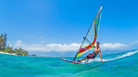 ¿Cómo aprender windsurf?